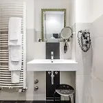 Отель Chin-chin Ehemals Bohemian 4*