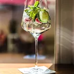 Chin-chin Ehemals Bohemian Регенсбург