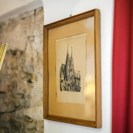 Chin-chin Ehemals Bohemian Hotel