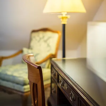 Chin-chin Ehemals Bohemian Hotel 4*