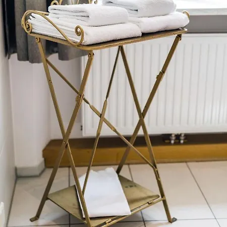 Chin-chin Ehemals Bohemian 4* Regensburg