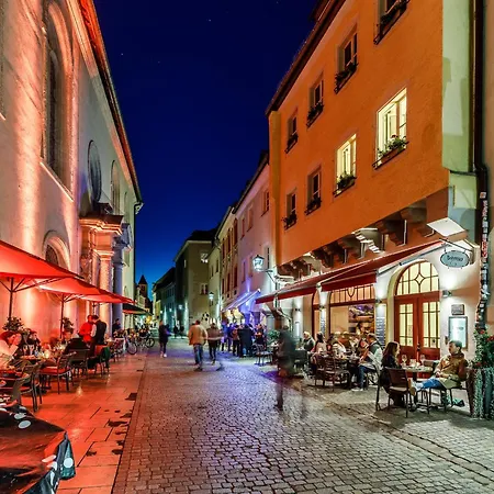 Hotel Chin-chin Ehemals Bohemian Regensburg