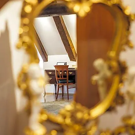 Chin-chin Ehemals Bohemian 4* Регенсбург