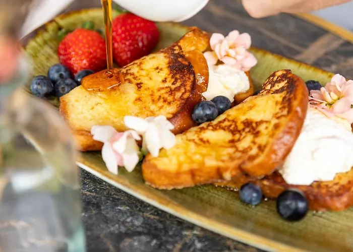 Chin-chin Ehemals Bohemian Отель 4*